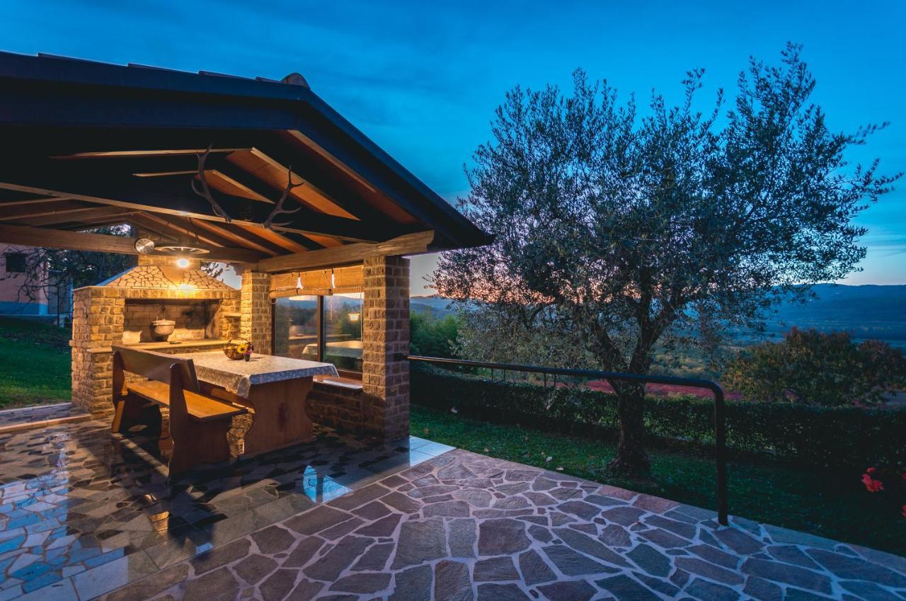 Guest House Nena Motovun Exterior foto