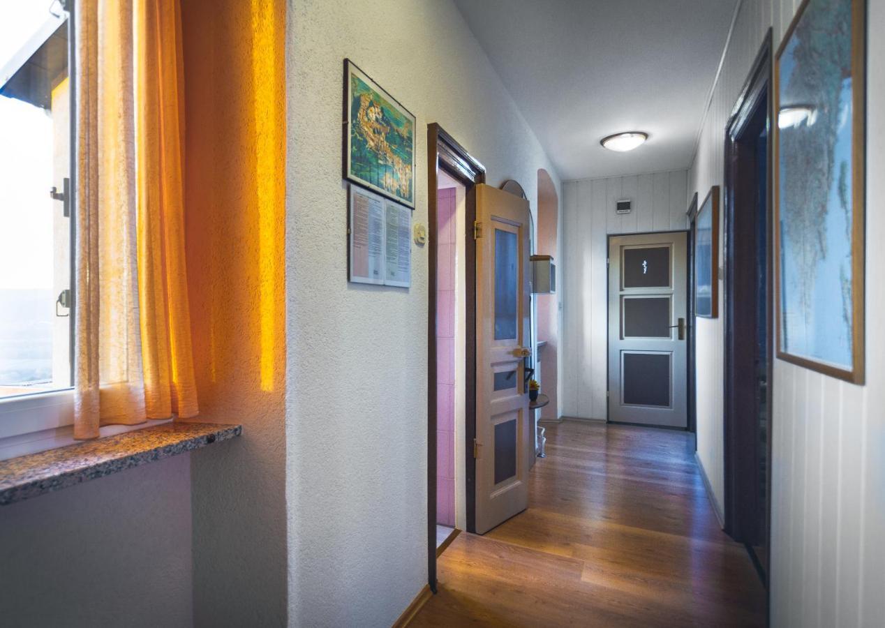 Guest House Nena Motovun Exterior foto